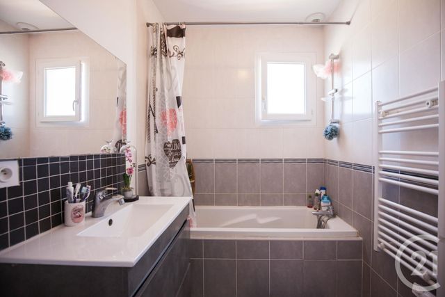 maison à vendre - 6 pièces - 97.69 m2 - ANSE - 69 - RHONE-ALPES - Century 21 L'Immobilière Jassans maison à vendre - 6 pièces - 97.69 m2 - ANSE - 69 - RHONE-ALPES - Century 21 L'Immobilière Jassans