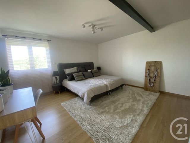 Afficher la photo en grand Appartement T4 à vendre - 4 pièces - 124.0 m2 - MISERIEUX - 01 - RHONE-ALPES - Century 21 L'Immobilière Jassans