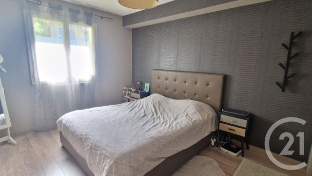 Appartement T3 à vendre - 3 pièces - 84.14 m2 - JASSANS RIOTTIER - 01 - RHONE-ALPES - Century 21 L'Immobilière Jassans