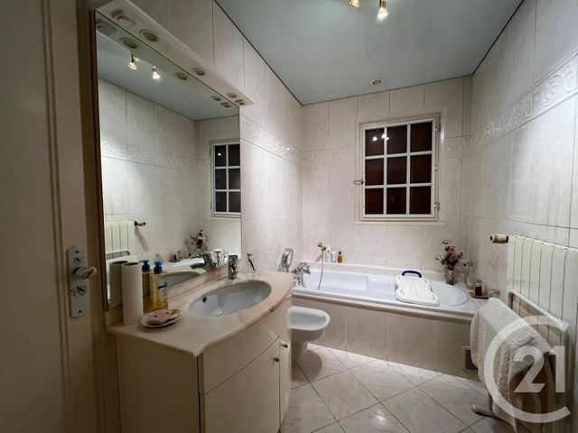 maison à vendre - 6 pièces - 170.64 m2 - BEAUREGARD - 01 - RHONE-ALPES - Century 21 L'Immobilière Jassans