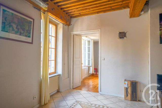 Afficher la photo en grand Appartement F3 bis à vendre - 4 pièces - 94.74 m2 - TREVOUX - 01 - RHONE-ALPES - Century 21 L'Immobilière Jassans