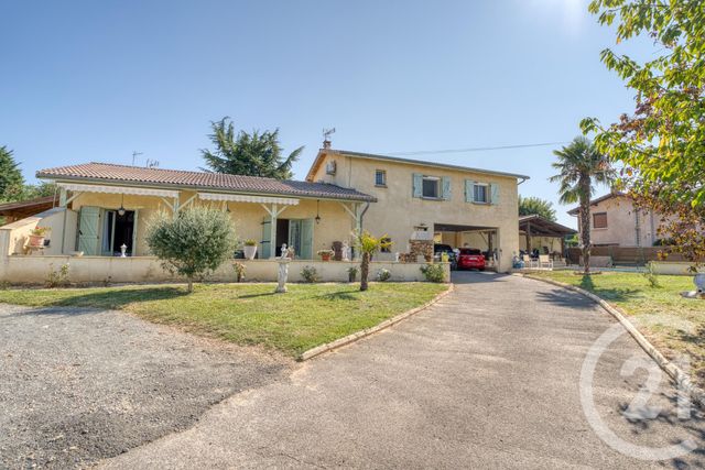 Afficher la photo en grand maison à vendre - 8 pièces - 188.7 m2 - STE EUPHEMIE - 01 - RHONE-ALPES - Century 21 L'Immobilière Jassans
