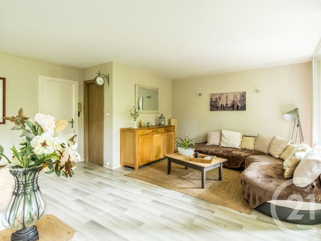 Appartement T3 à vendre - 4 pièces - 52.51 m2 - VILLEFRANCHE SUR SAONE - 69 - RHONE-ALPES - Century 21 L'Immobilière Jassans
