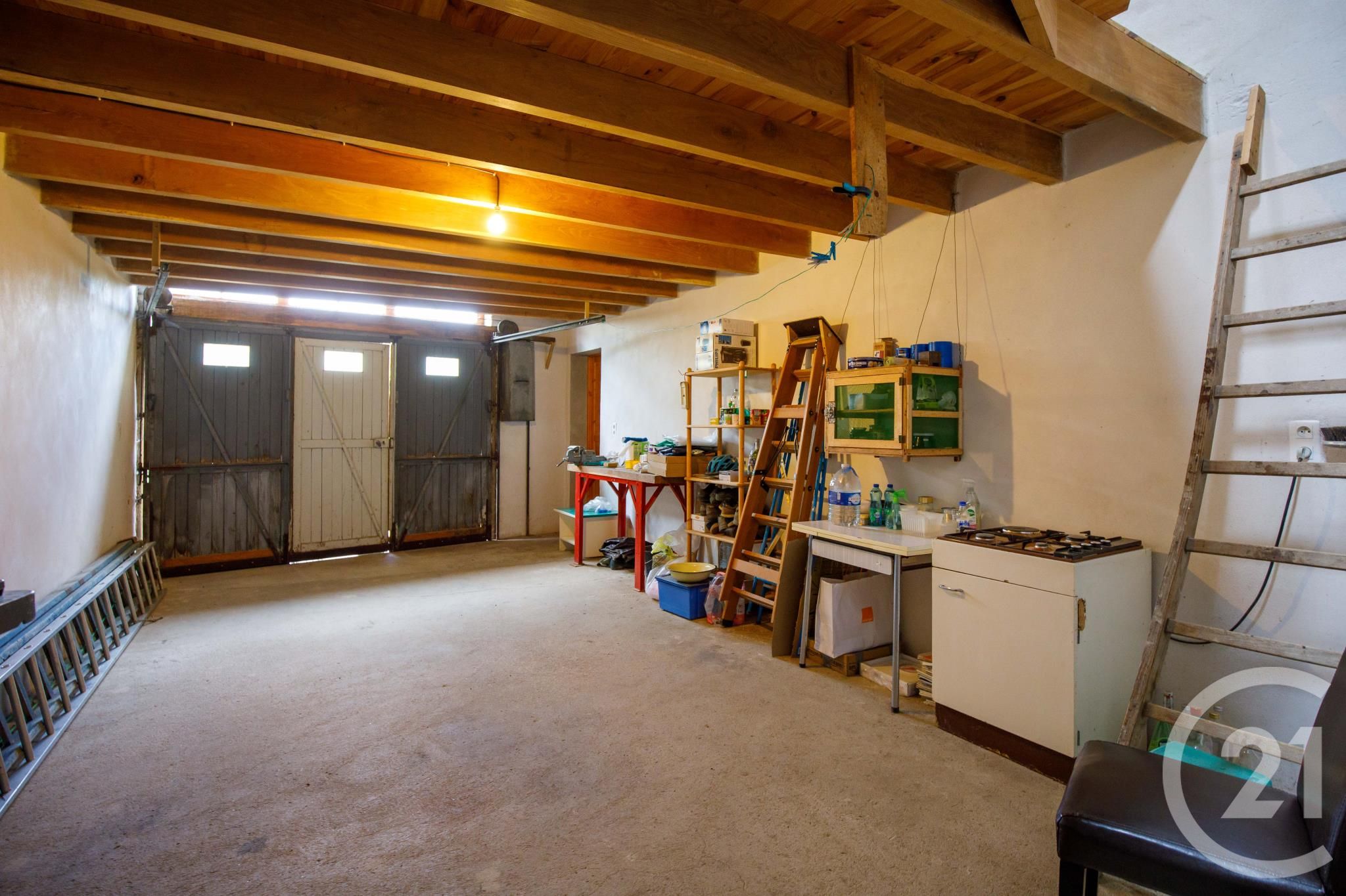 maison à vendre - 4 pièces - 91.0 m2 - MASSIEUX - 01 - RHONE-ALPES - Century 21 L'Immobilière Jassans — 7