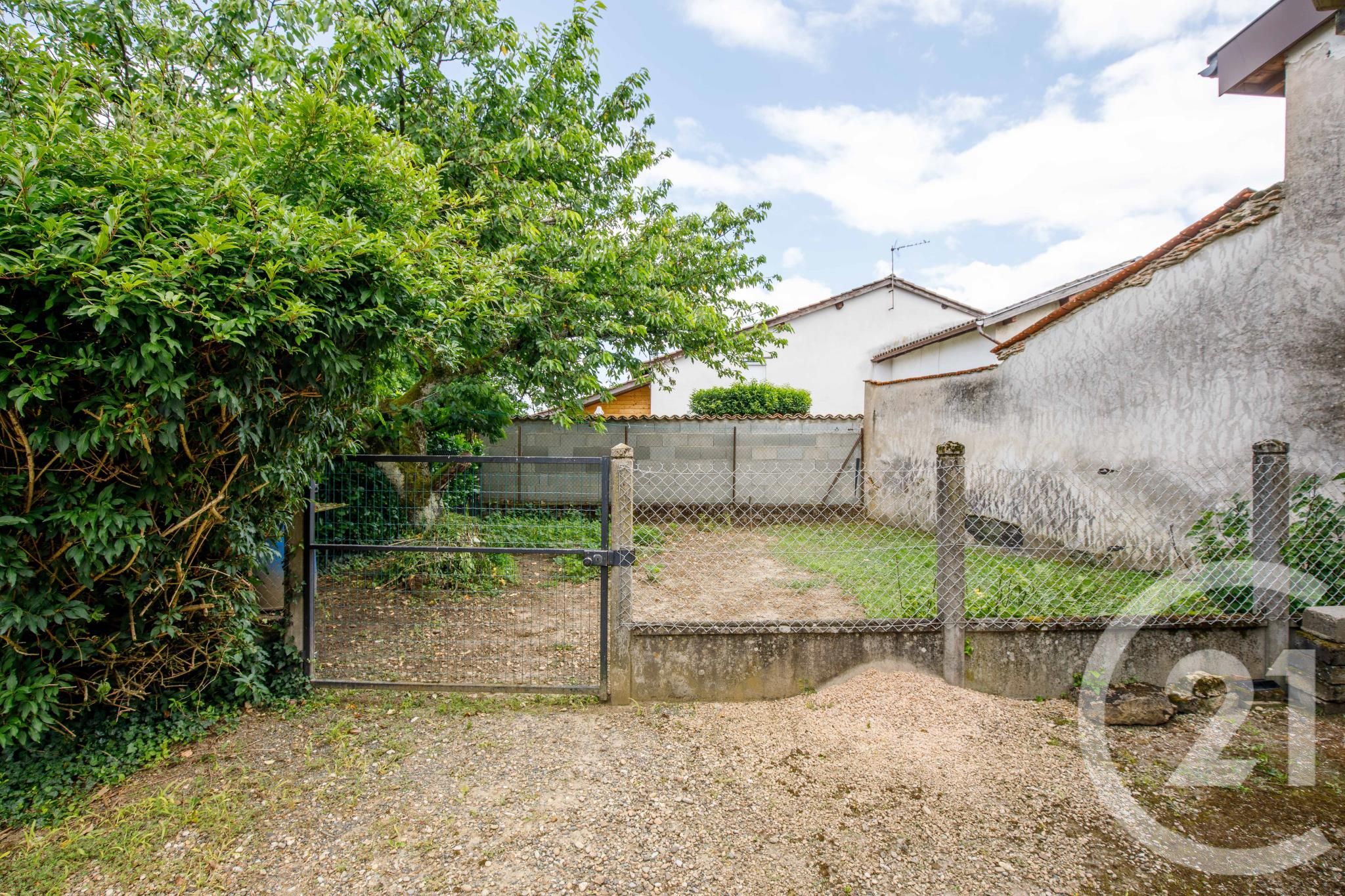 maison à vendre - 4 pièces - 91.0 m2 - MASSIEUX - 01 - RHONE-ALPES - Century 21 L'Immobilière Jassans — 5