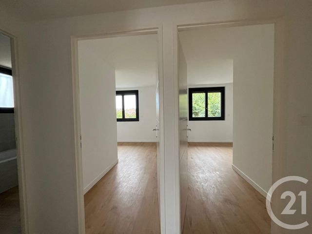 Afficher la photo en grand Appartement T3 à vendre - 3 pièces - 61.01 m2 - QUINCIEUX - 69 - RHONE-ALPES - Century 21 L'Immobilière Jassans