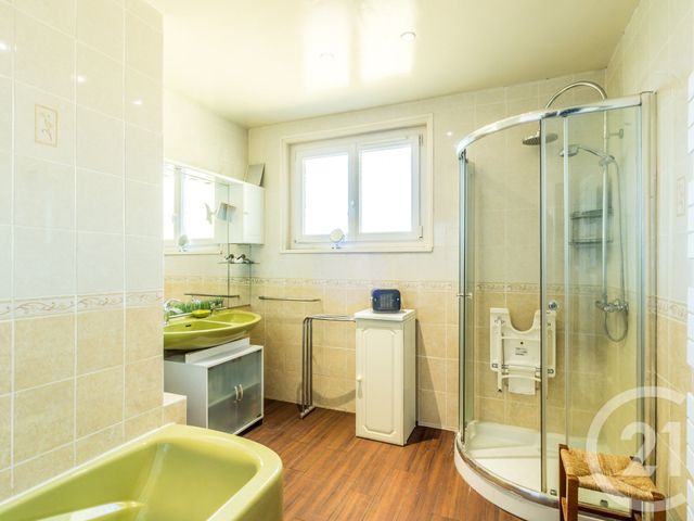 maison à vendre - 5 pièces - 133.0 m2 - MONTMERLE SUR SAONE - 01 - RHONE-ALPES - Century 21 L'Immobilière Jassans