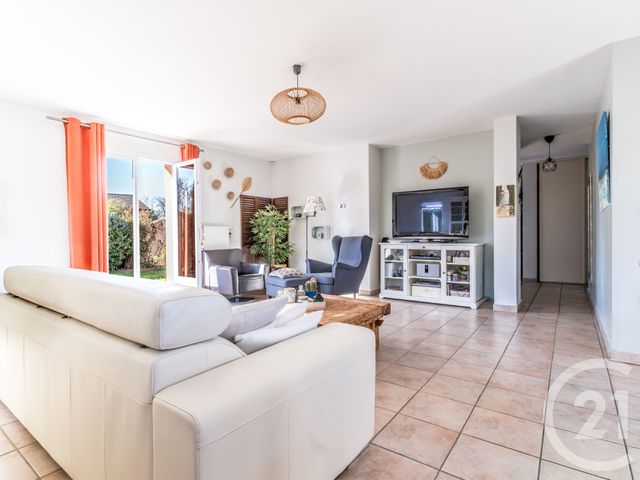 maison à vendre - 6 pièces - 143.32 m2 - MONTMERLE SUR SAONE - 01 - RHONE-ALPES - Century 21 L'Immobilière Jassans