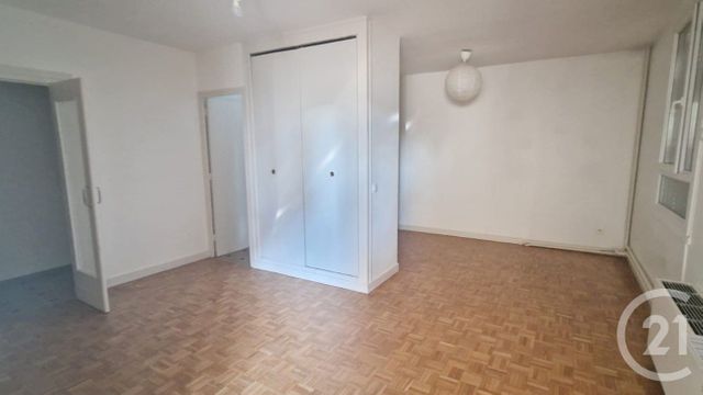 Appartement T1 à vendre - 1 pièce - 37.82 m2 - GENAY - 69 - RHONE-ALPES - Century 21 L'Immobilière Jassans