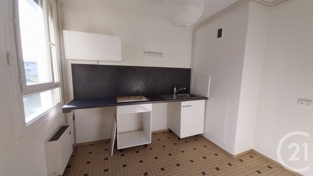 Appartement T1 à vendre - 1 pièce - 37.82 m2 - GENAY - 69 - RHONE-ALPES - Century 21 L'Immobilière Jassans