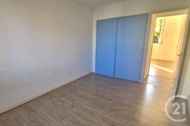 Appartement T3 à vendre - 3 pièces - 56.29 m2 - VILLEFRANCHE SUR SAONE - 69 - RHONE-ALPES - Century 21 L'Immobilière Jassans