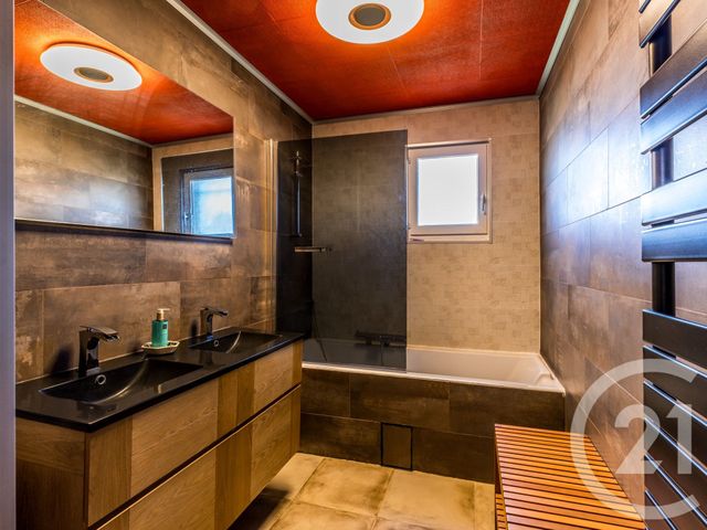 maison à vendre - 5 pièces - 130.0 m2 - MISERIEUX - 01 - RHONE-ALPES - Century 21 L'Immobilière Jassans