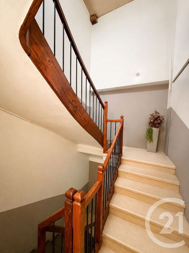 Appartement T2 à vendre - 2 pièces - 44.58 m2 - VILLEFRANCHE SUR SAONE - 69 - RHONE-ALPES - Century 21 L'Immobilière Jassans