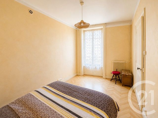 Appartement T2 à vendre - 2 pièces - 44.58 m2 - VILLEFRANCHE SUR SAONE - 69 - RHONE-ALPES - Century 21 L'Immobilière Jassans