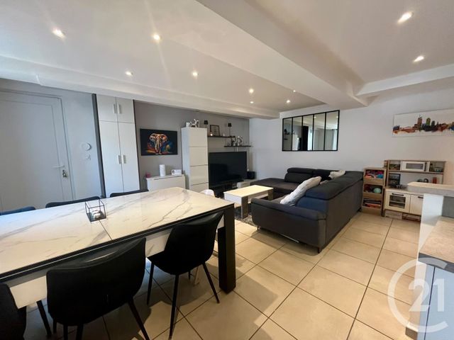 Appartement T3 à vendre - 3 pièces - 58.84 m2 - VILLENEUVE - 01 - RHONE-ALPES - Century 21 L'Immobilière Jassans