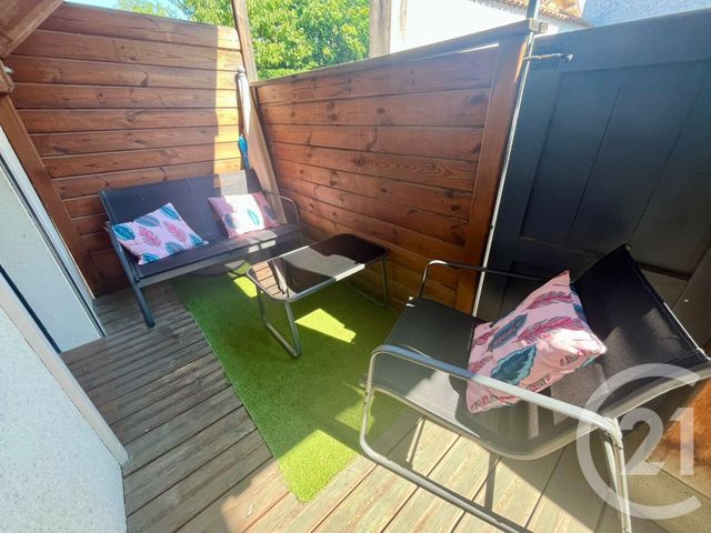 Appartement T3 à vendre - 3 pièces - 58.84 m2 - VILLENEUVE - 01 - RHONE-ALPES - Century 21 L'Immobilière Jassans