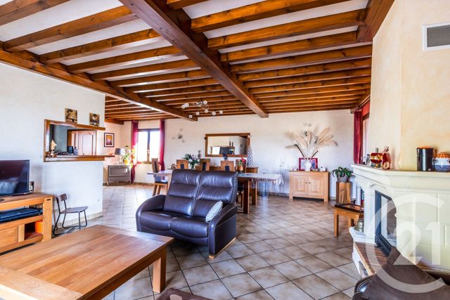 maison à vendre - 6 pièces - 142.38 m2 - ARS SUR FORMANS - 01 - RHONE-ALPES - Century 21 L'Immobilière Jassans